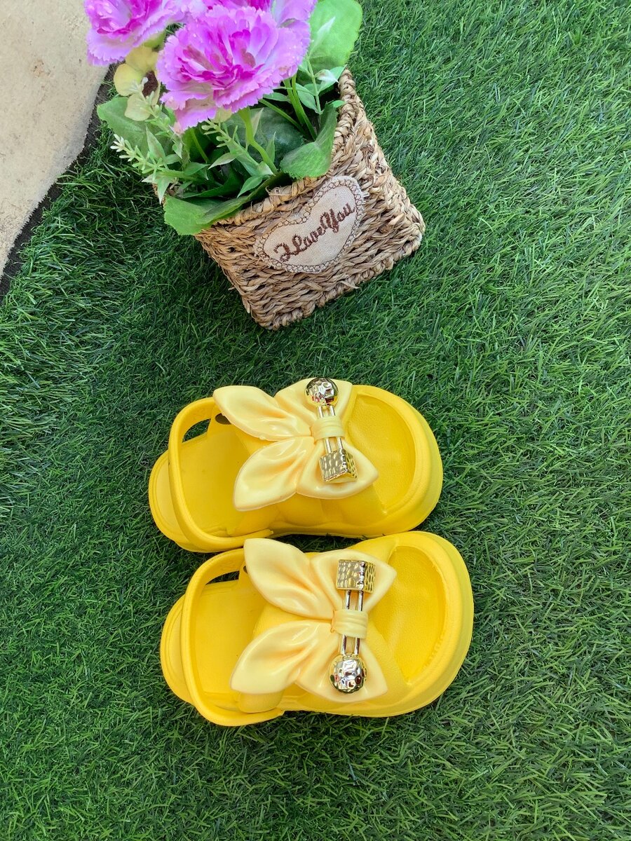 Girls Rubber sandals 3