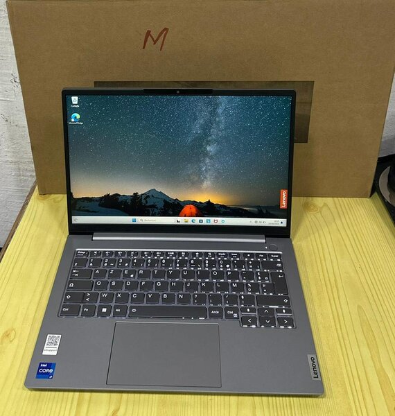 Lenovo Thinkbook 14 G6 core i7 13th Gen neuf dans carton