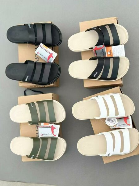 Tongs confortables hommes