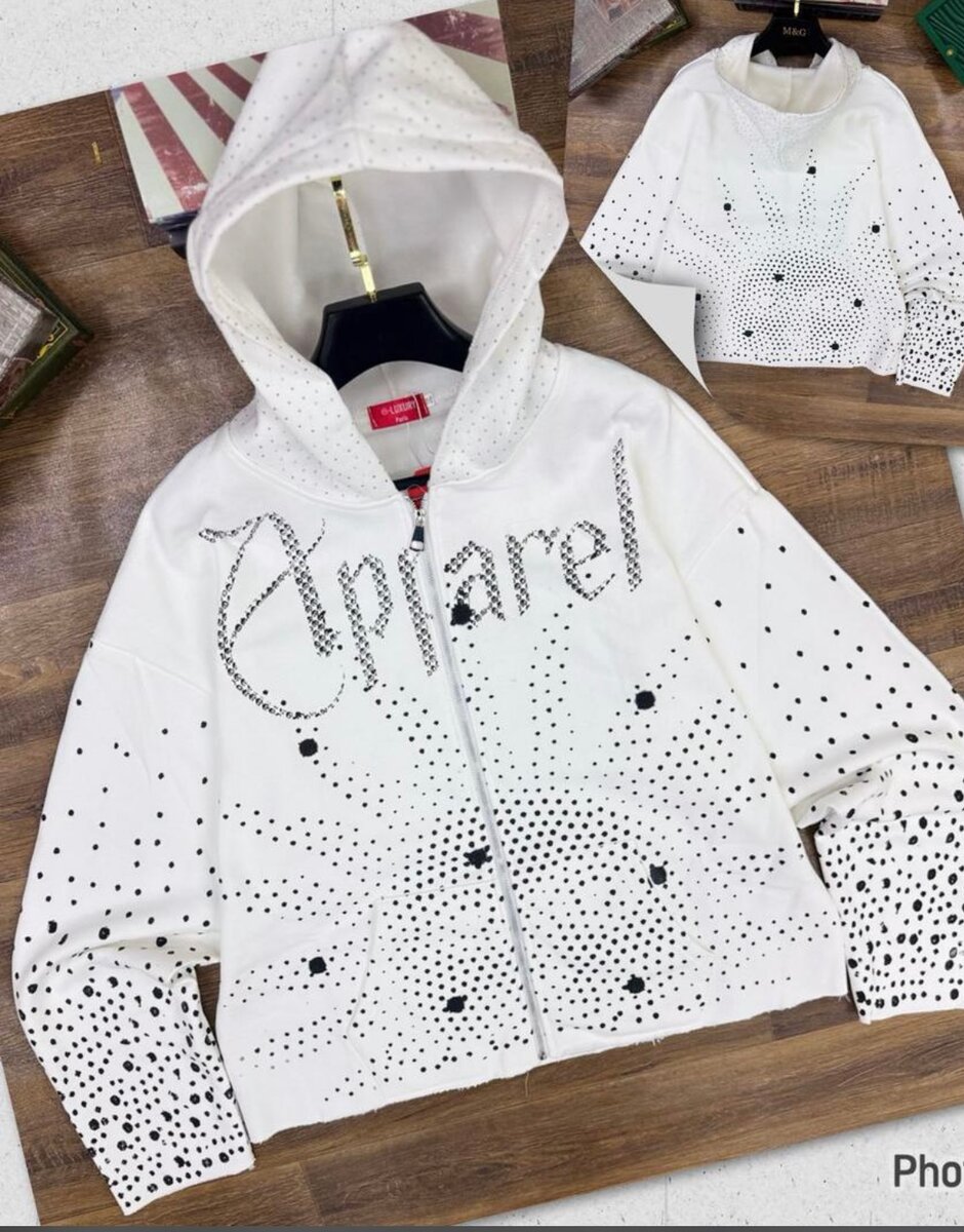 Veste à capuche scintillante