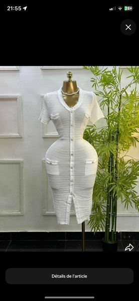 Robe Crayon Blanche Élégante