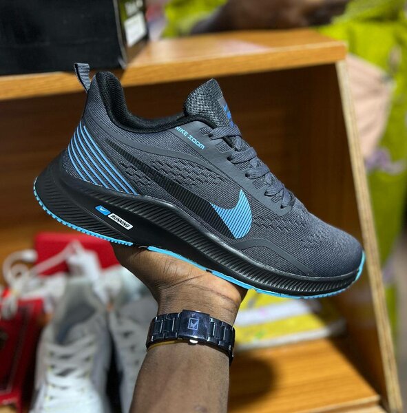 Chaussures de sport légères