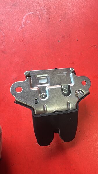 Замок багажника LF,JF,YF,Solaris,Rio