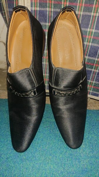 Formal shoes