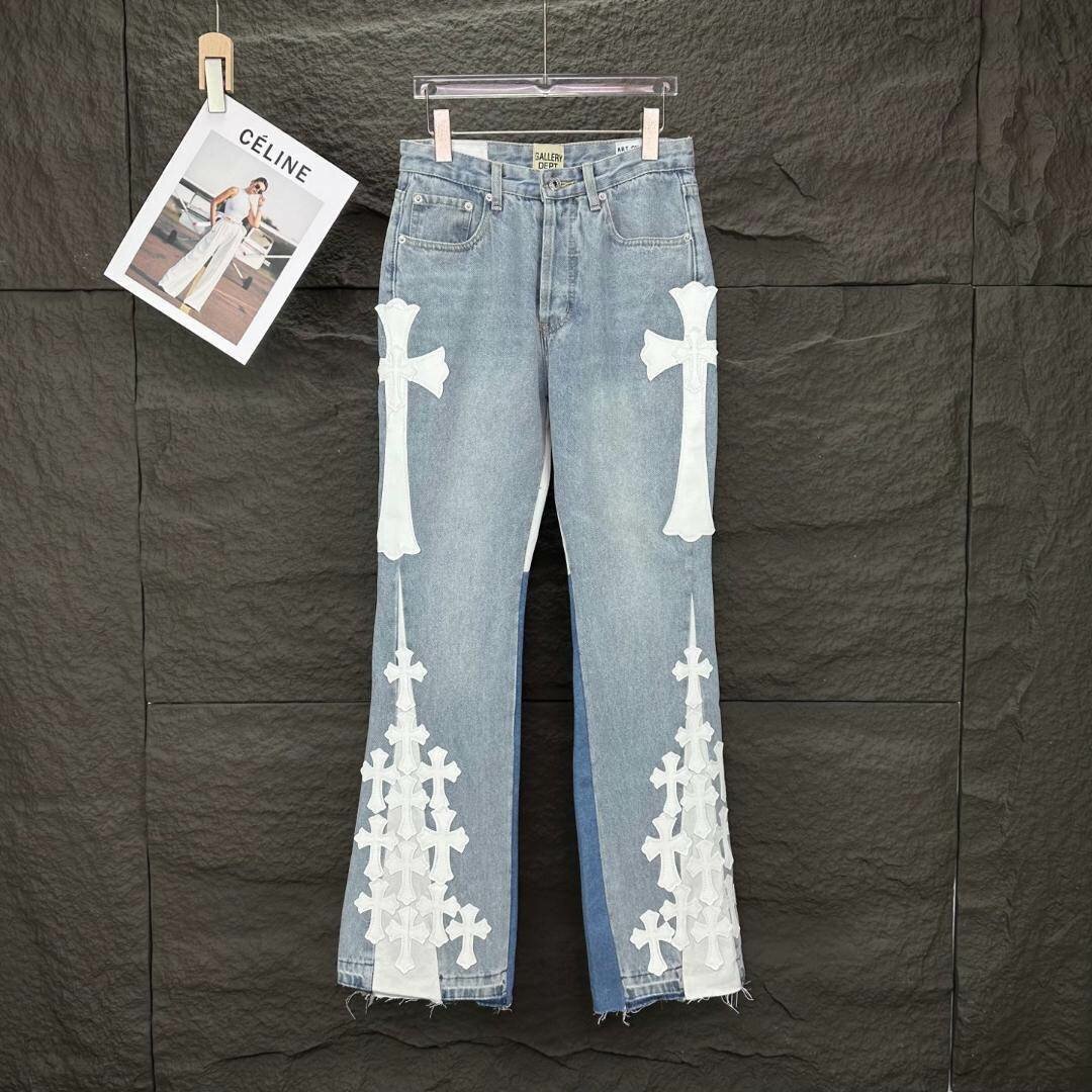 Jean à motif croix unique