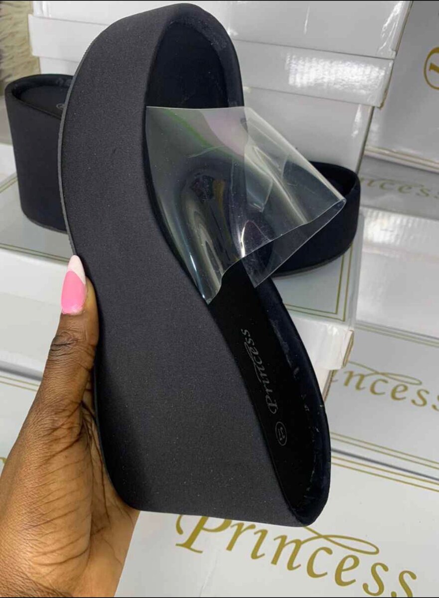 Sandales Compensées Transparentes