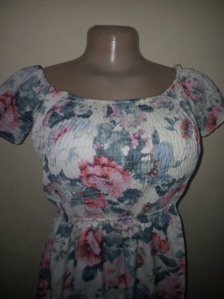 Robe Longue Fleurie Élégante