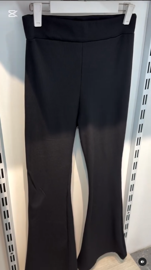 Базовые брюки клеш с начесом