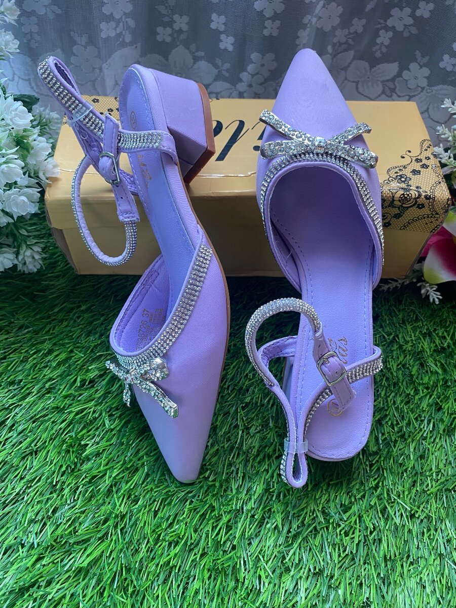 Affordable heels for ladies.