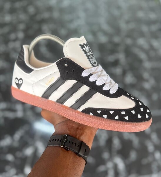 Adidas Samba Cœurs Noir et Blanc