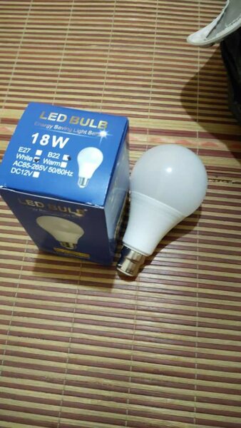 Ampoule LED 18W Blanc Chaud
