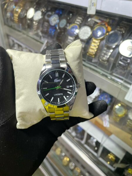 Montre Lacoste Homme Élégante