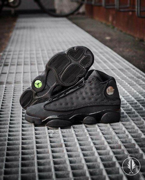 JORDAN 13 NOIR