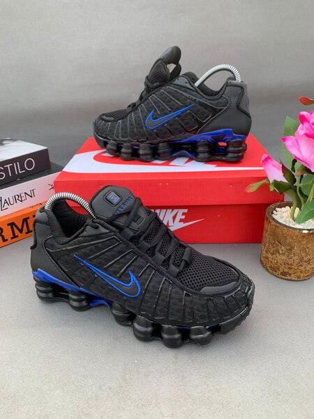 Chaussures de sport Nike Shox