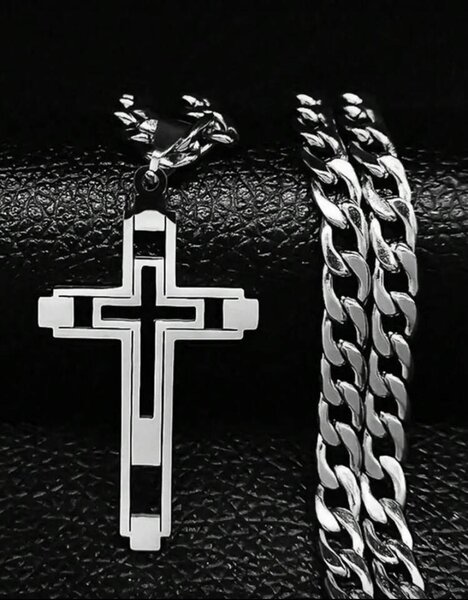 Collier croix élégant argent