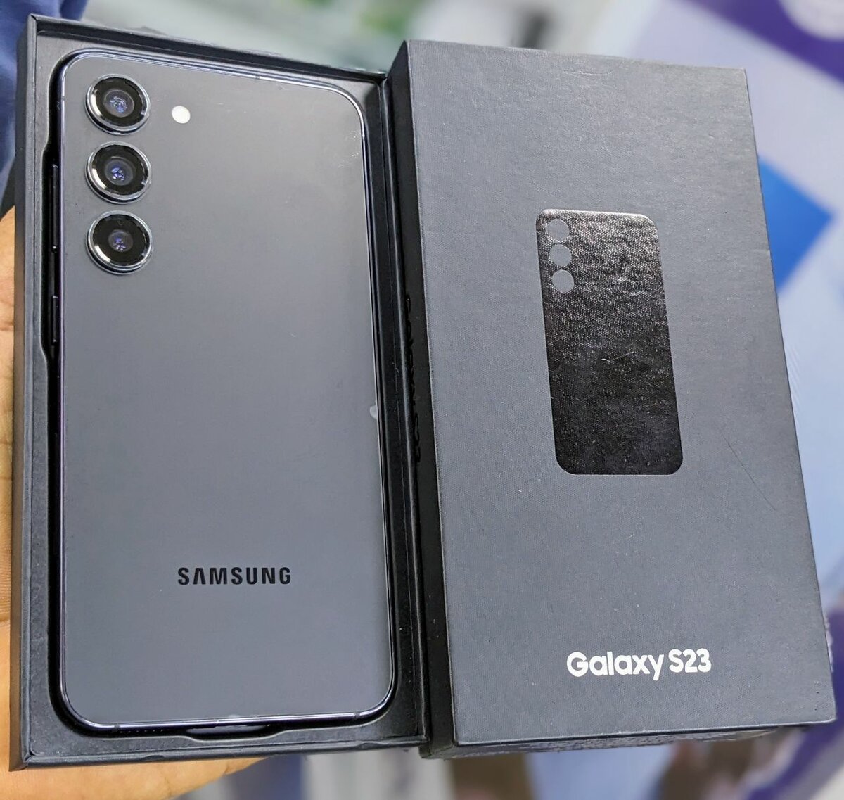 Samsung Galaxy S23 256/8go