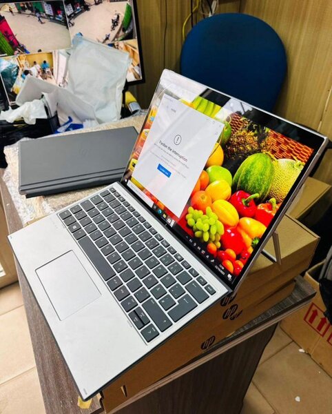 Tablette PC 2-en-1 HP