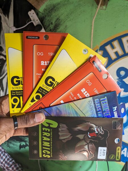 Iphone,google pixel cases and screen protectors