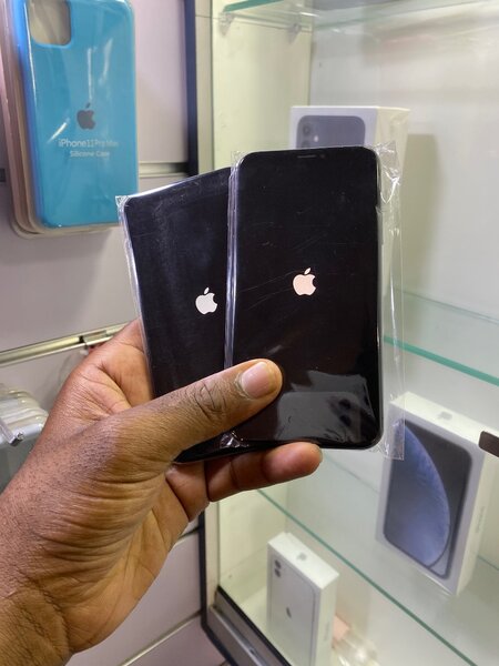 iPhone X 64GB NO Face ID