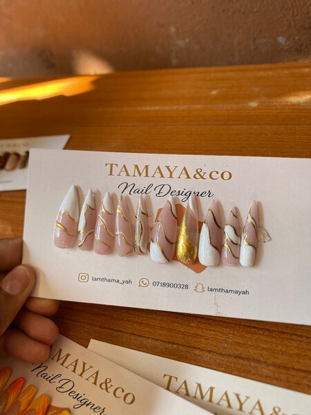 Ongles Artificiels Colorés & Design