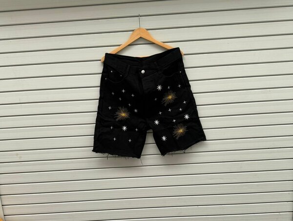 Shorts en jean étoilés