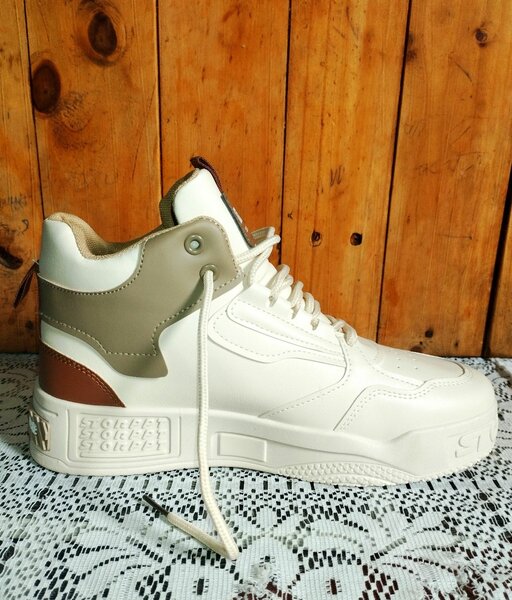 Chaussures de sport blanches homme