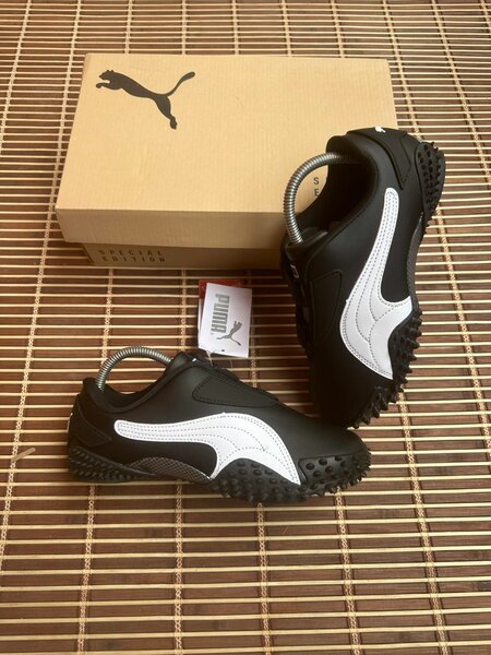 Chaussures Puma Noir et Blanc