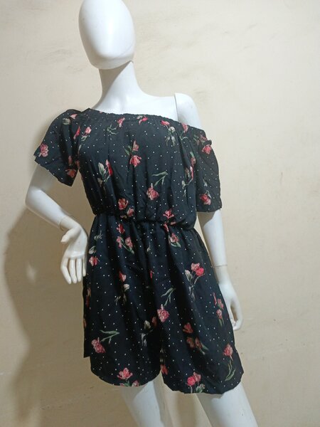 Combinaison fleurie élégante