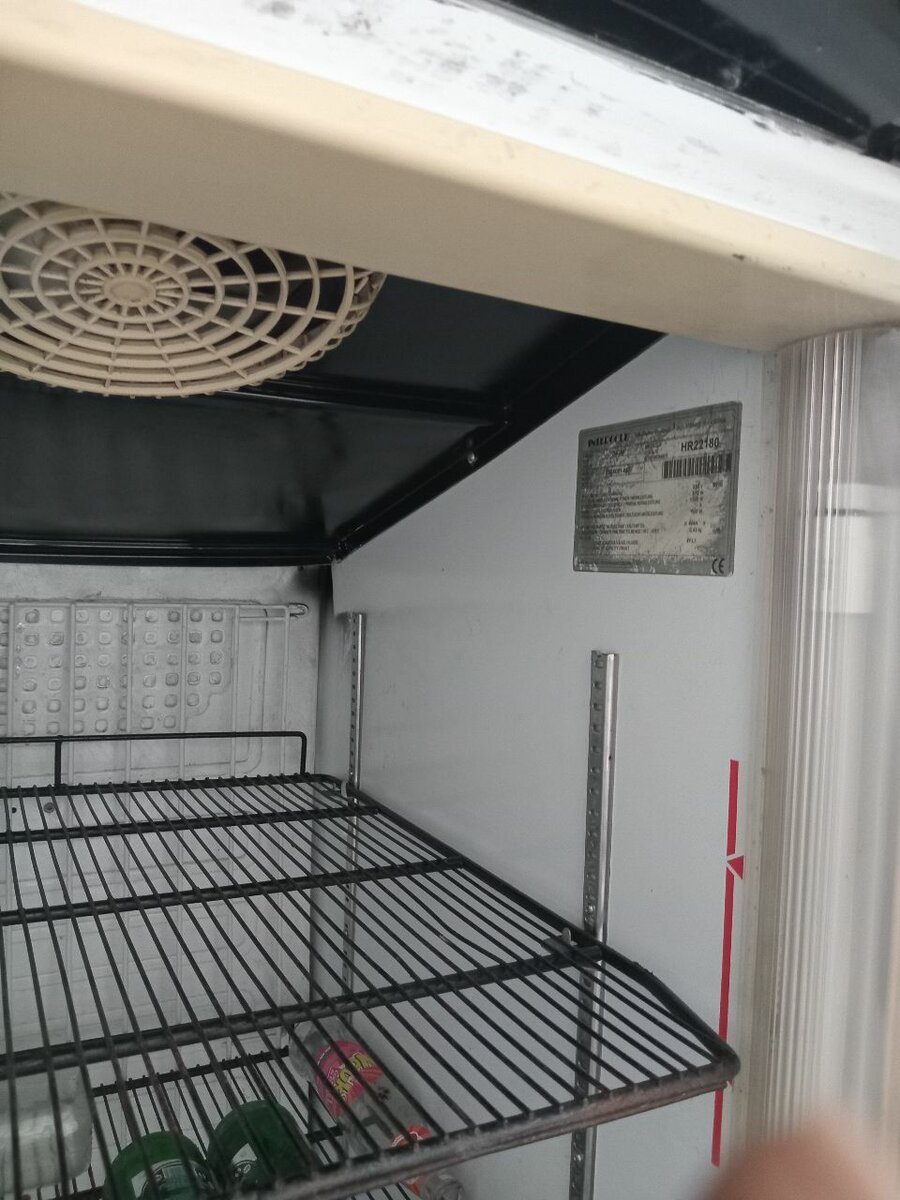 Réfrigérateur vitrine professionnel