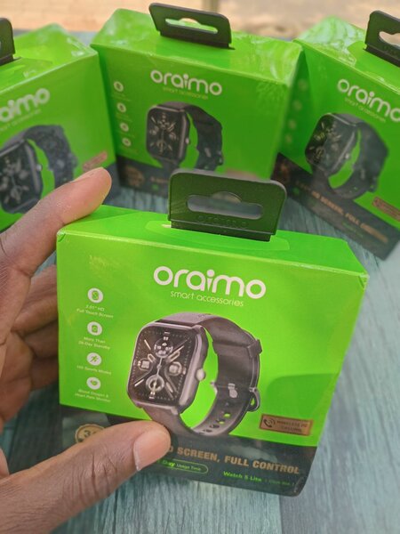 Smartwatch Oraimo Fitness