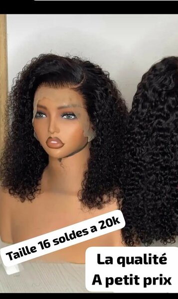Perruque bouclée Taille 16