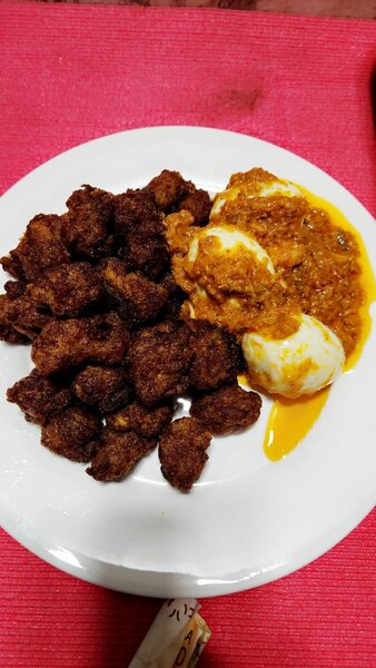 Alloco, claclo, oeuf