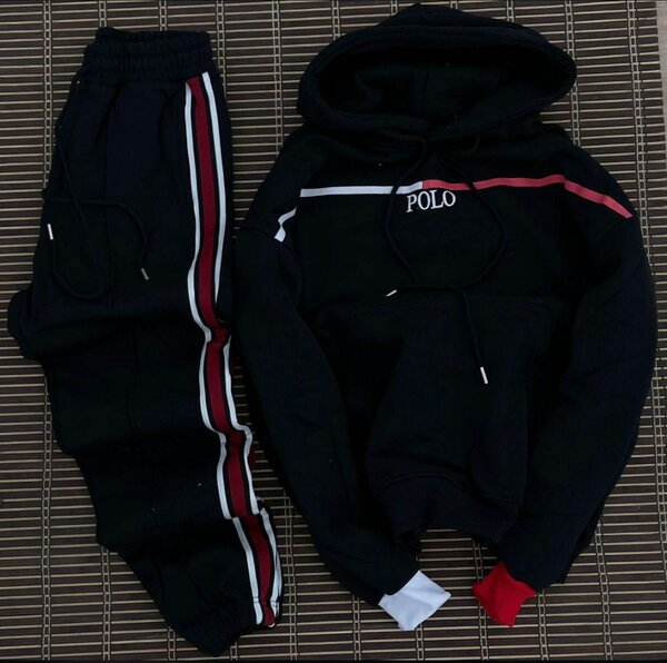 Ensemble de jogging tendance