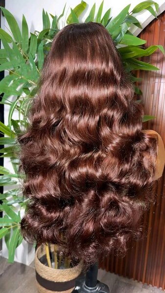 Perruque Longue Ondulée Brun