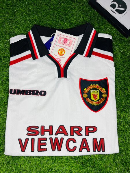 Man United 1997-99 Away Retro Jersey