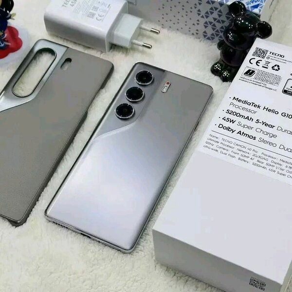 Smartphone Tecno CAMON 20