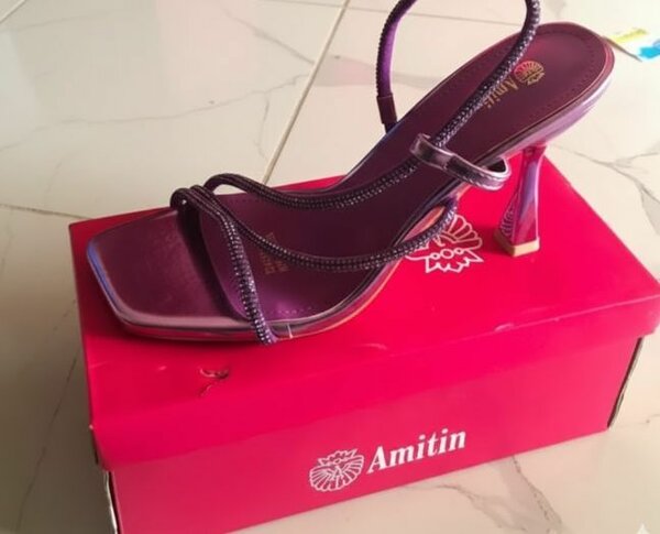 Sandale élégante femme