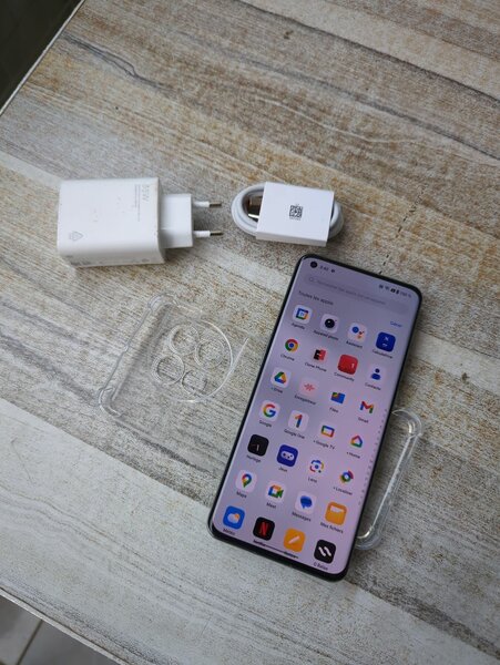 OnePlus Smartphone 5G