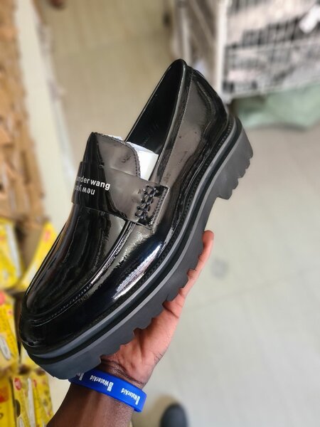 MEN'S LOAFERS