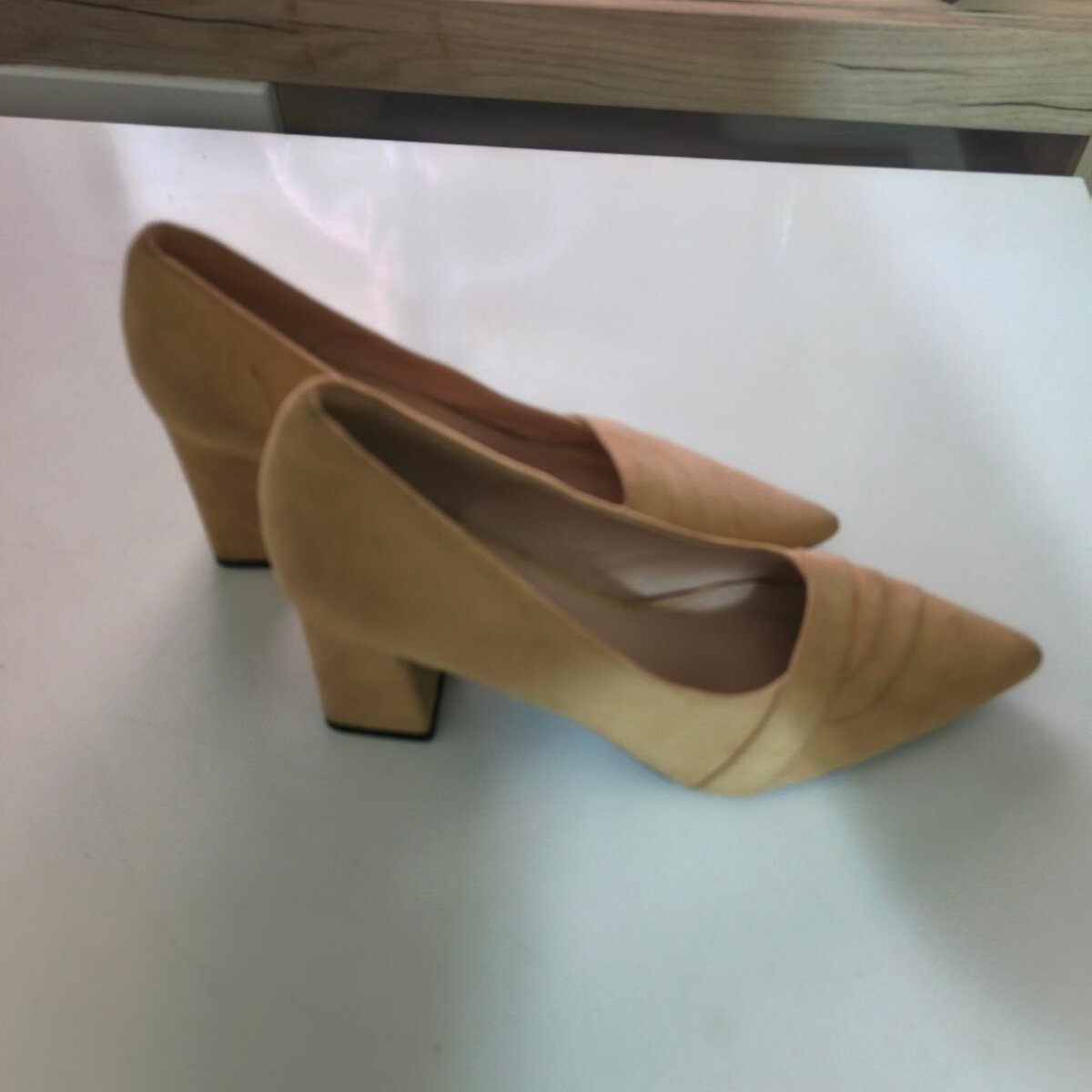 Escarpins à talons carrés élégants