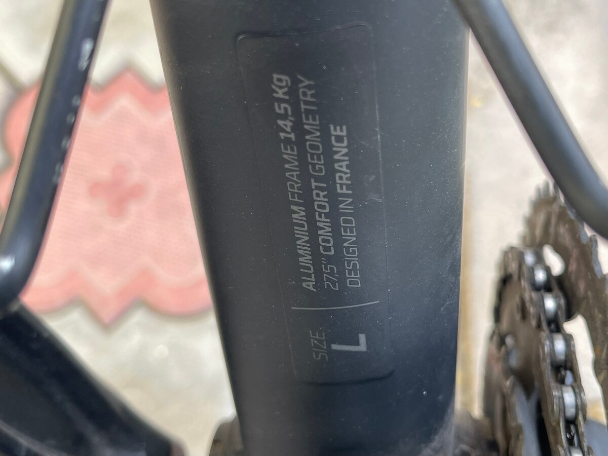RockRider ST520 рама L вес 14.5 кг шины 27.5 8/3 скоростей