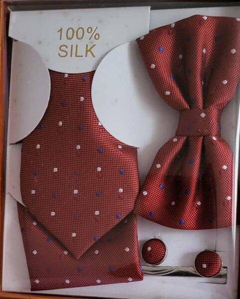 Cravates Nœud  pochette