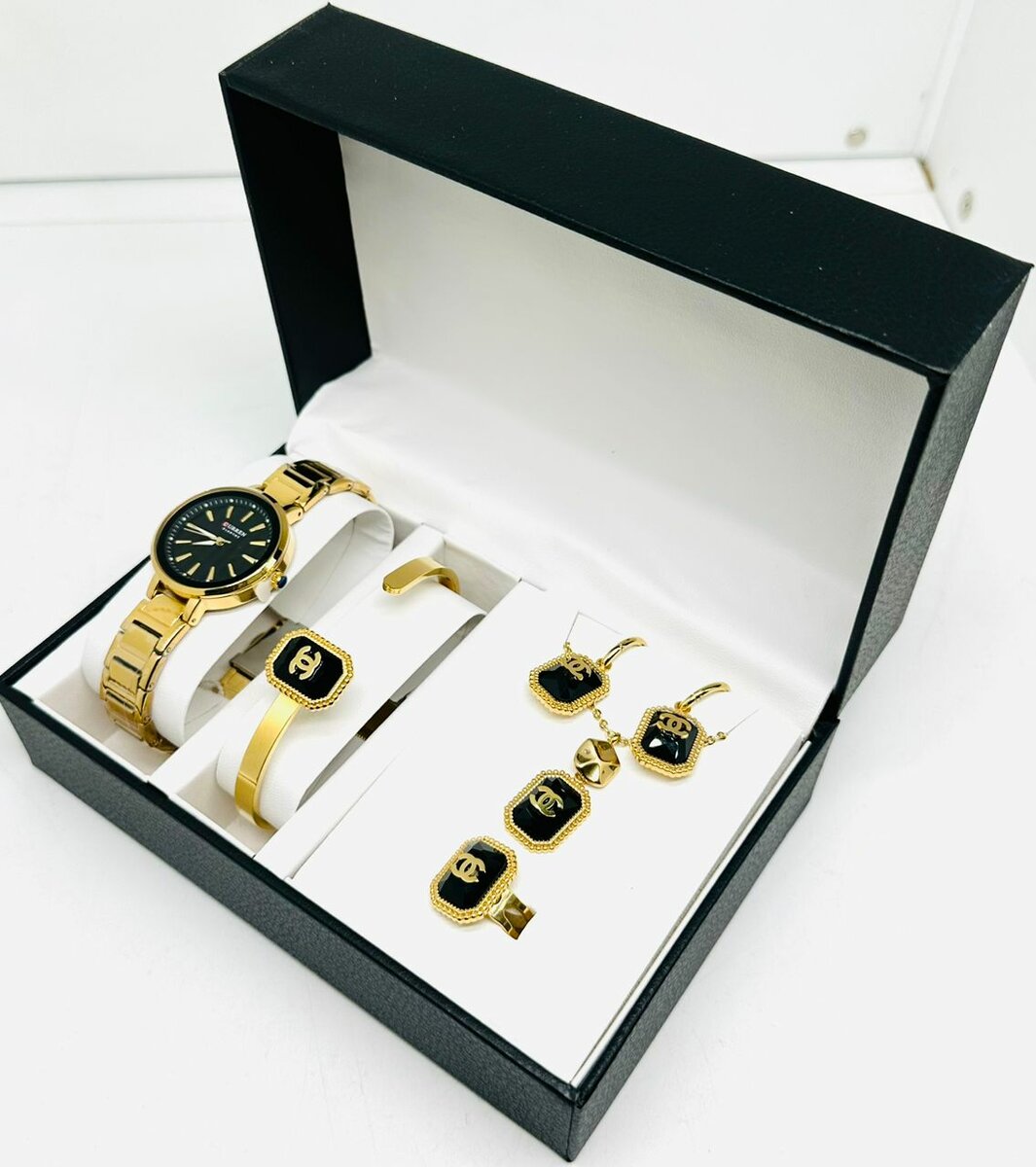 Coffret Montre et Bijoux Élégant