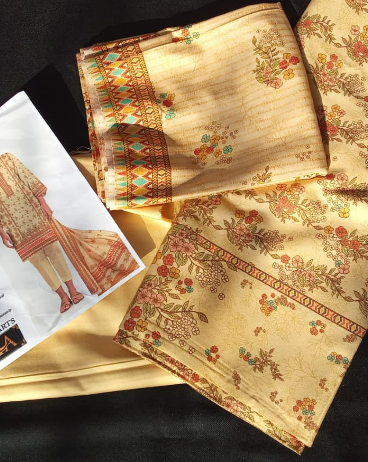 3 pcs Unstitched Suit 🤩