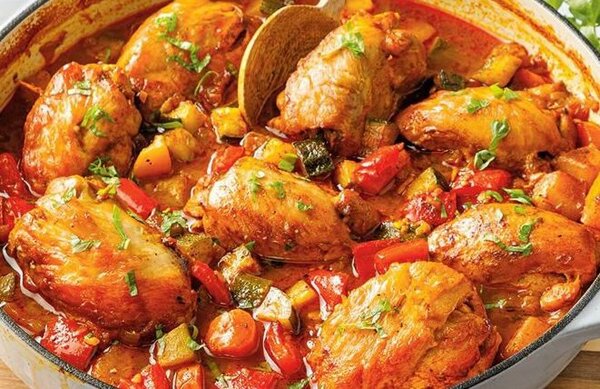 POULET SAUTÉ AUX LÉGUMES