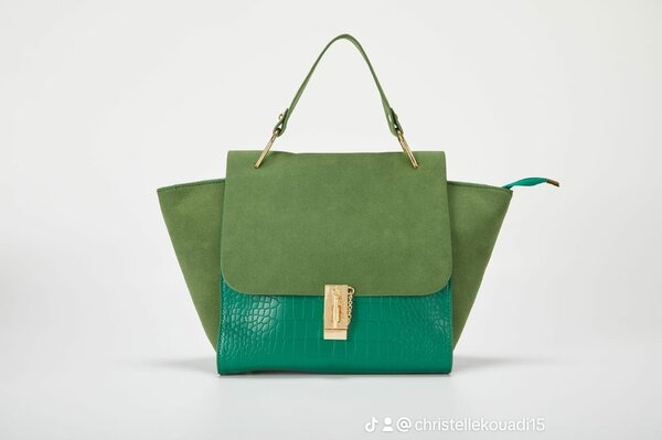 Sac à main en cuir élégant