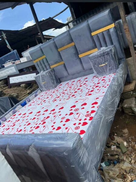 Lit capitonnée très durable