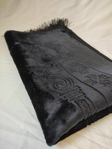 Tapis de prière noir