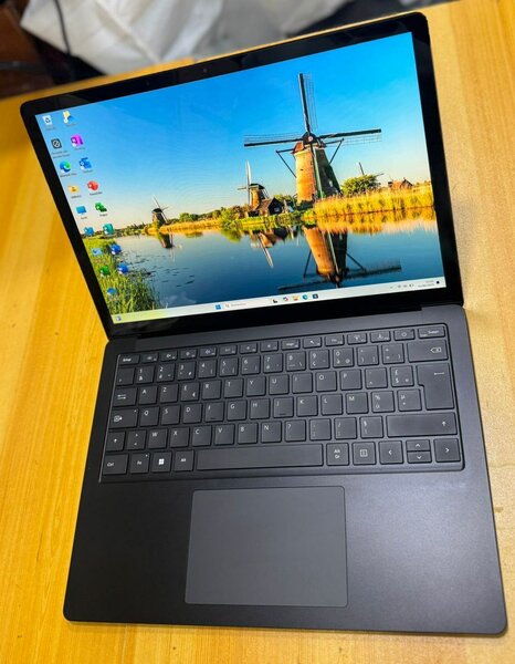 surface laptop 4 i5 11th génér