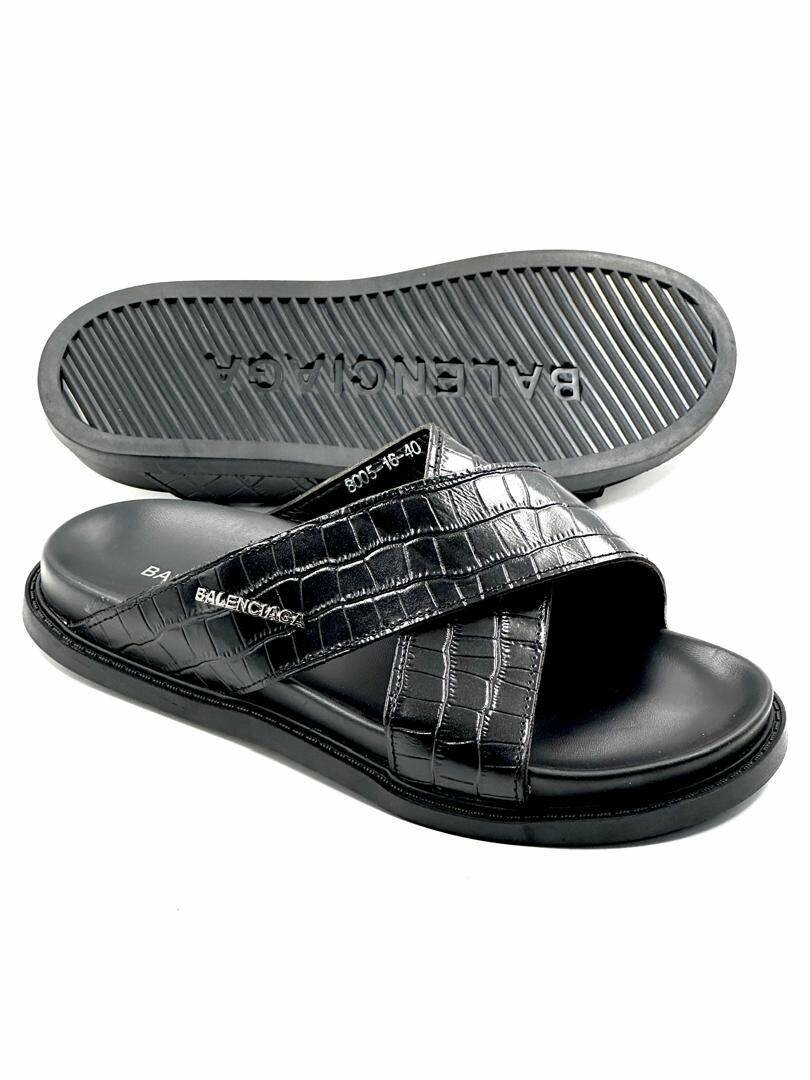 High quality branded slippers